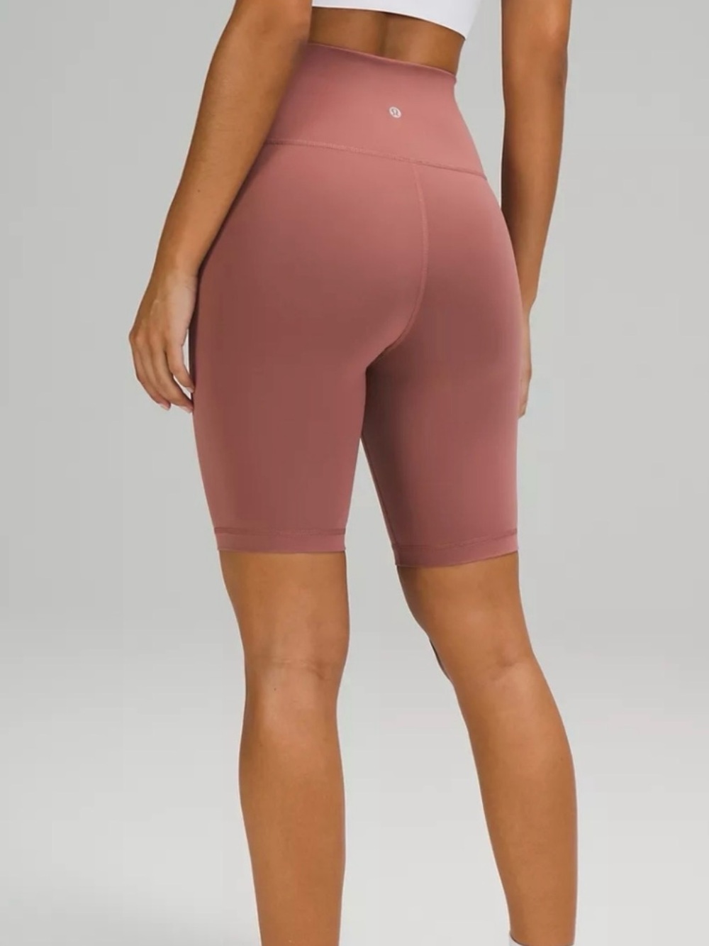Lululemon Wunder Train High Rise 8” Shorts Spiced Chai Mauve Size 8 EUC
